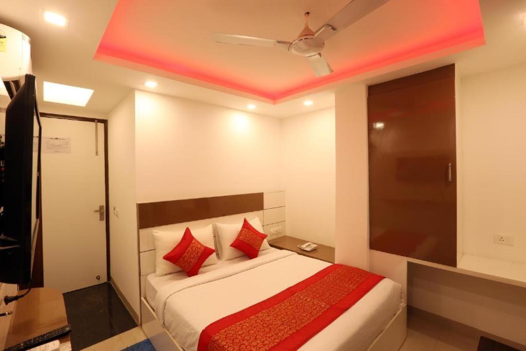 Hotel Peridot Near Igi Delhi Airport Nowe Delhi Zewnętrze zdjęcie